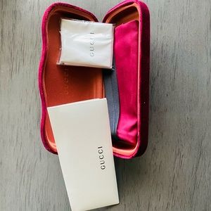 FLASH SALE!!!BRAND NEW LARGE luxury GUCCI CASE